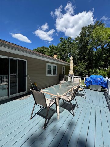 18 Montfort Woods Road, Wappingers Falls, NY 12590