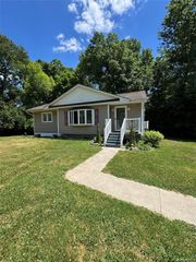 18 Montfort Woods Road, Wappingers Falls, NY 12590