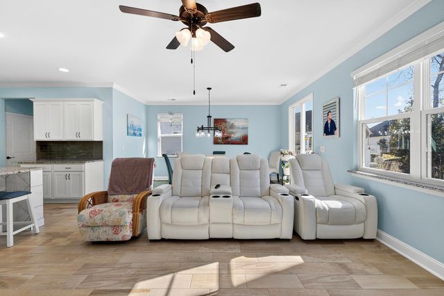 1208 Inlet View Dr., North Myrtle Beach, SC 29582