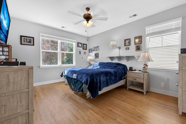 1208 Inlet View Dr., North Myrtle Beach, SC 29582