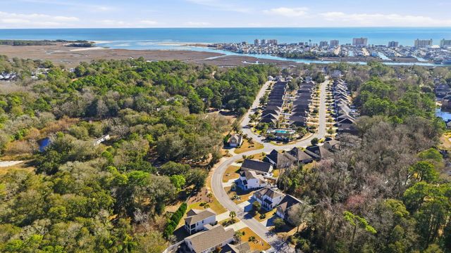 1208 Inlet View Dr., North Myrtle Beach, SC 29582