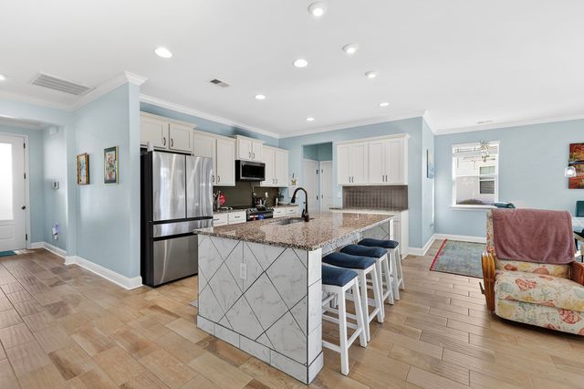 1208 Inlet View Dr., North Myrtle Beach, SC 29582