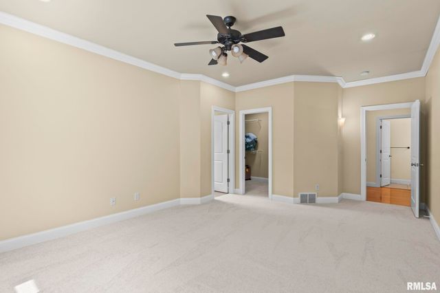 2312 W LAUREL Avenue, Springfield, IL 62704