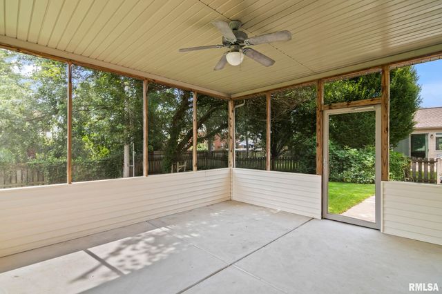 2312 W LAUREL Avenue, Springfield, IL 62704