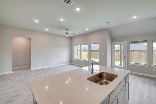 114 Malibu, Hutto, TX 78634