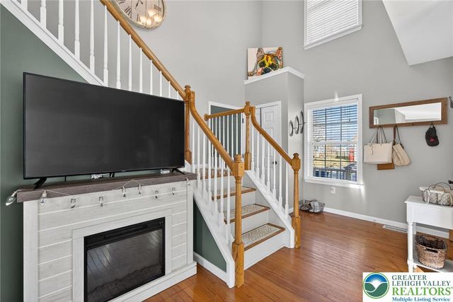 275 Crown Drive, Easton, PA 18040