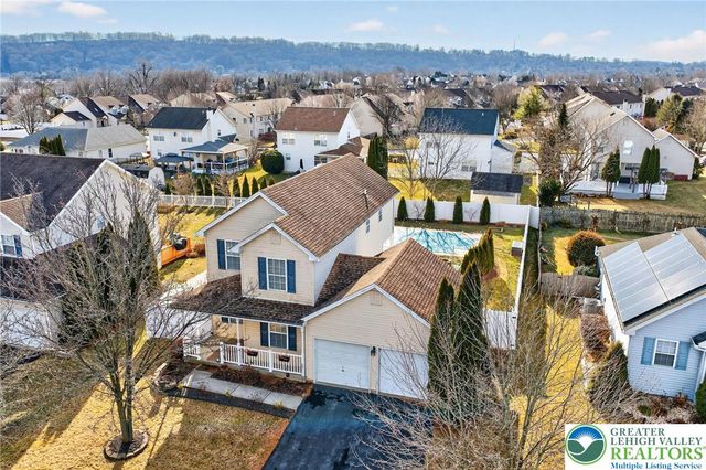 275 Crown Drive, Easton, PA 18040