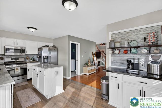 275 Crown Drive, Easton, PA 18040