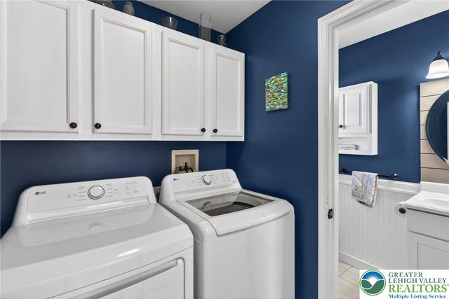 275 Crown Drive, Easton, PA 18040