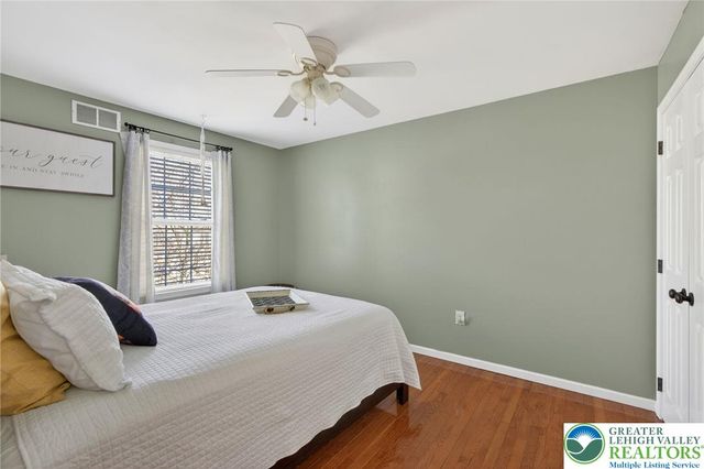 275 Crown Drive, Easton, PA 18040