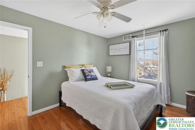 275 Crown Drive, Easton, PA 18040