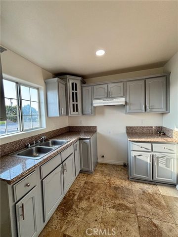 227 E 81st, Los Angeles, CA 90003