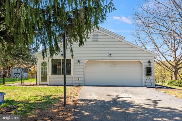 206 CUMBERLAND DRIVE, Carlisle, PA 17013