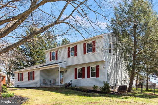 206 CUMBERLAND DRIVE, Carlisle, PA 17013