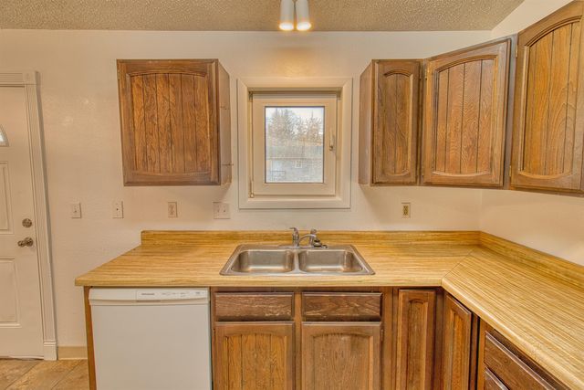 560 LONG SPUR LOOP, Fairbanks, AK 99709