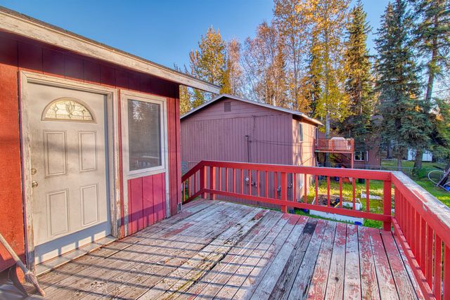 560 LONG SPUR LOOP, Fairbanks, AK 99709