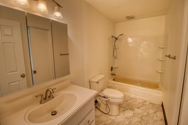 560 LONG SPUR LOOP, Fairbanks, AK 99709