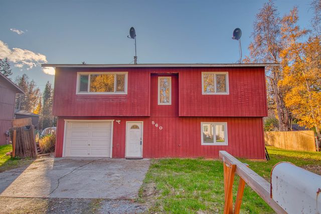 560 LONG SPUR LOOP, Fairbanks, AK 99709