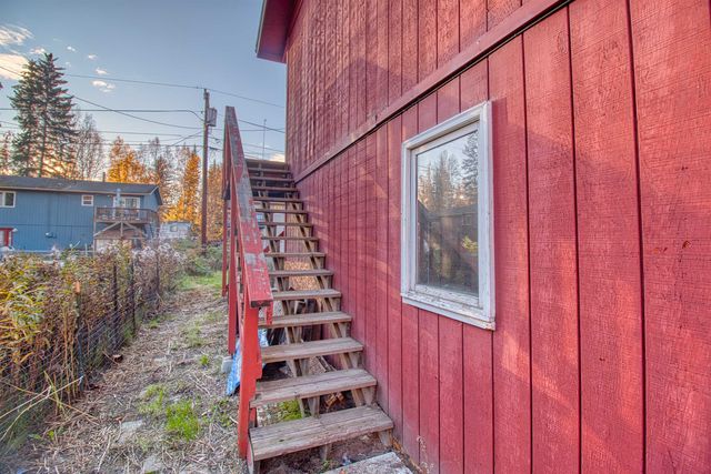 560 LONG SPUR LOOP, Fairbanks, AK 99709
