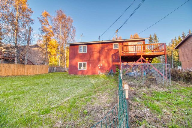 560 LONG SPUR LOOP, Fairbanks, AK 99709