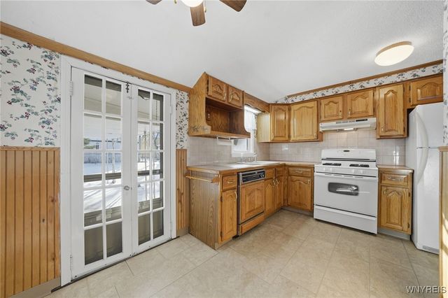 350 West Girard Boulevard, Tonawanda, NY 14217