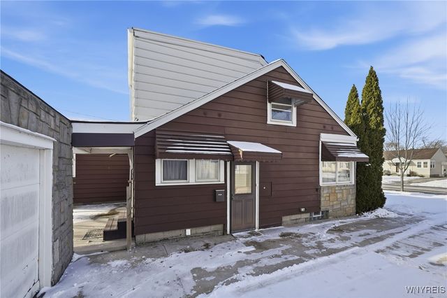 350 West Girard Boulevard, Tonawanda, NY 14217