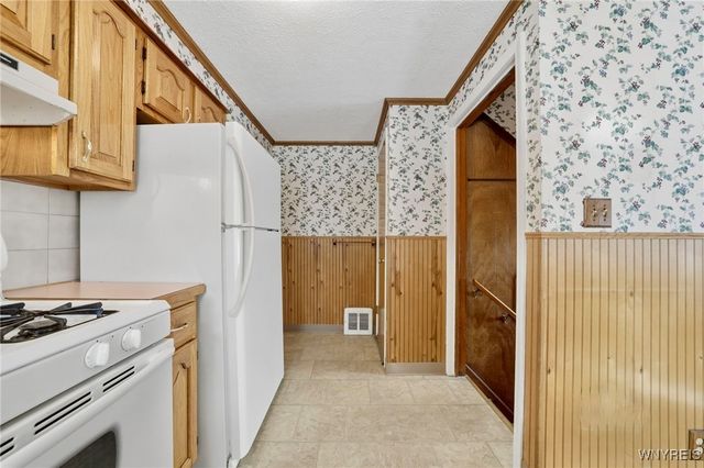 350 West Girard Boulevard, Tonawanda, NY 14217