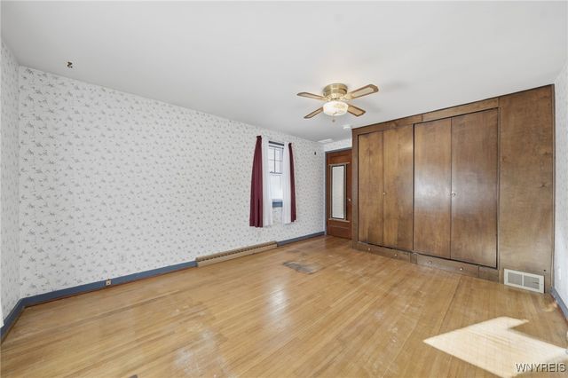 350 West Girard Boulevard, Tonawanda, NY 14217