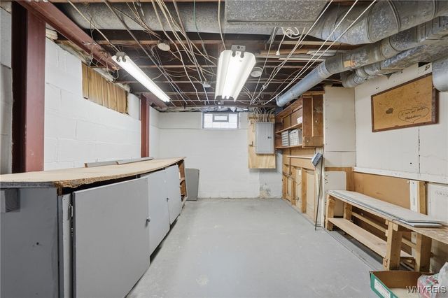 350 West Girard Boulevard, Tonawanda, NY 14217