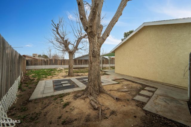 21010 Lodi Pl, California City, CA 93505