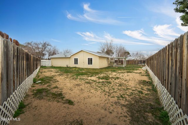 21010 Lodi Pl, California City, CA 93505