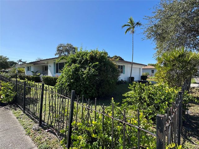 4990 NW 31st Ave, Miami, FL 33142