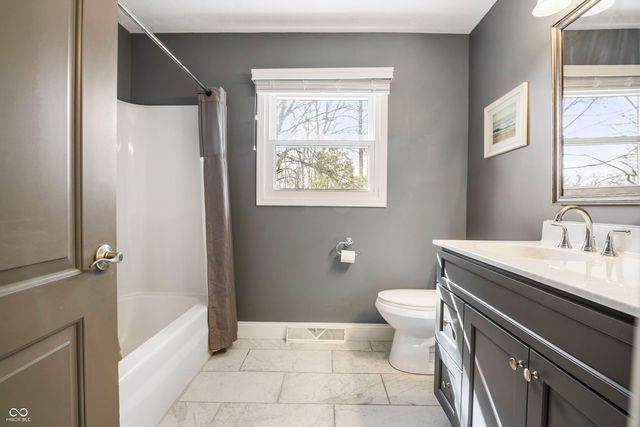 329 4th Court E, Carmel, IN 46033