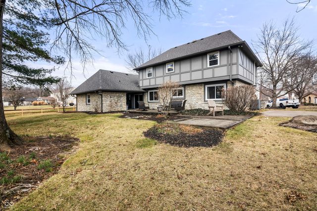 329 4th Court E, Carmel, IN 46033