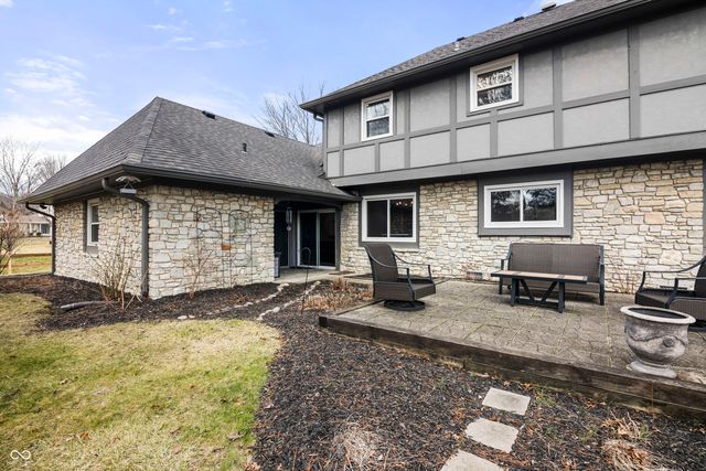 329 4th Court E, Carmel, IN 46033