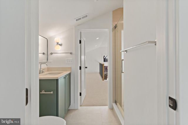 5425 HARWOOD RD, Bethesda, MD 20814