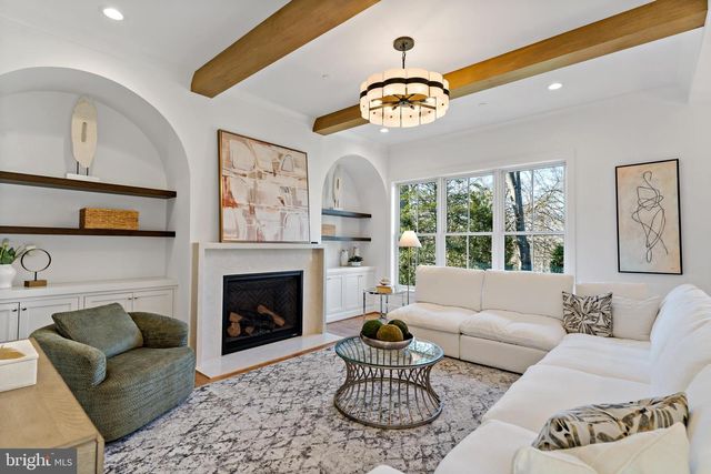 5425 HARWOOD RD, Bethesda, MD 20814