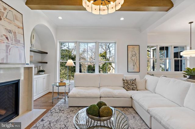 5425 HARWOOD RD, Bethesda, MD 20814