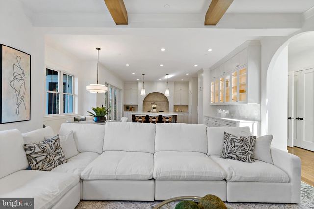 5425 HARWOOD RD, Bethesda, MD 20814