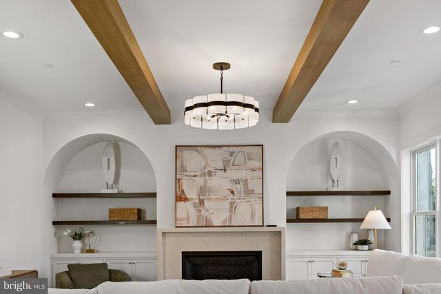 5425 HARWOOD RD, Bethesda, MD 20814