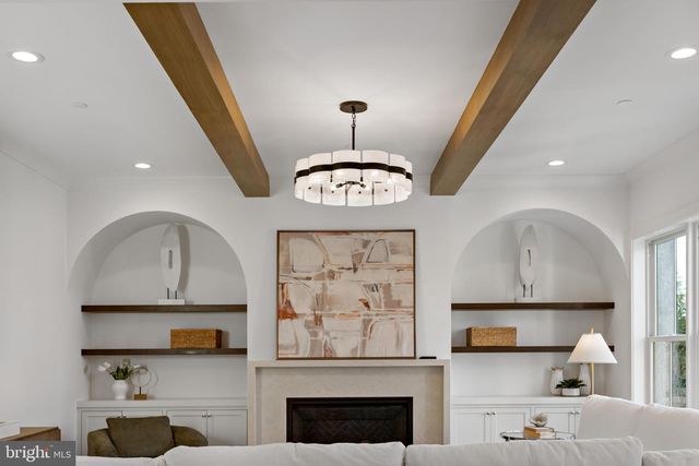 5425 HARWOOD RD, Bethesda, MD 20814