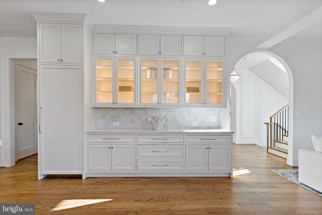 5425 HARWOOD RD, Bethesda, MD 20814