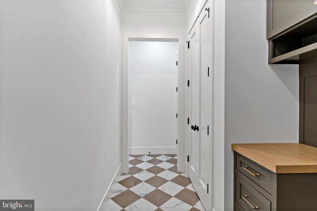 5425 HARWOOD RD, Bethesda, MD 20814