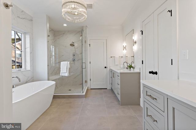 5425 HARWOOD RD, Bethesda, MD 20814