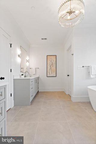 5425 HARWOOD RD, Bethesda, MD 20814