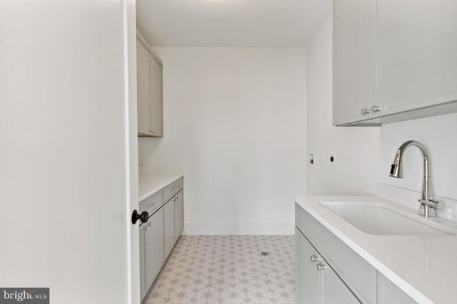 5425 HARWOOD RD, Bethesda, MD 20814