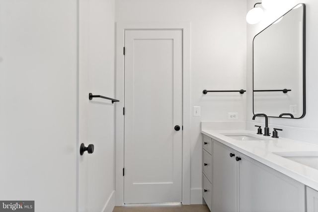 5425 HARWOOD RD, Bethesda, MD 20814