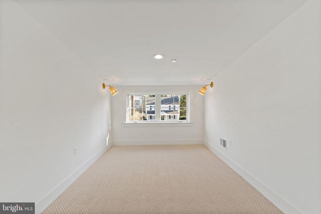 5425 HARWOOD RD, Bethesda, MD 20814