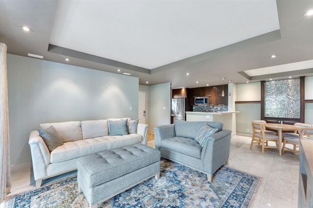 2705 S OAKLAND FOREST Drive 104, Oakland Park, FL 33309