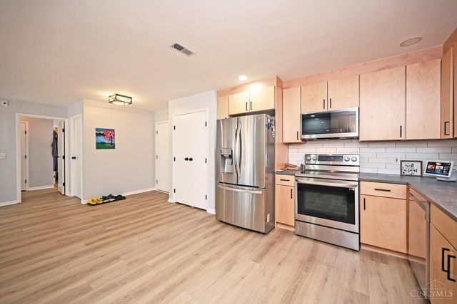 3542 Amberacres Drive, Cincinnati, OH 45237